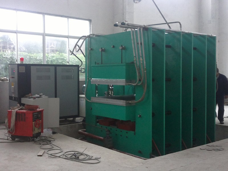 輥筒油加熱器，平板油加熱器，模具油加熱器