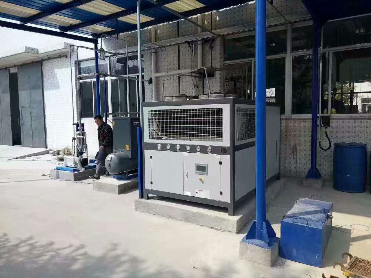 超低溫冷水機(jī)組